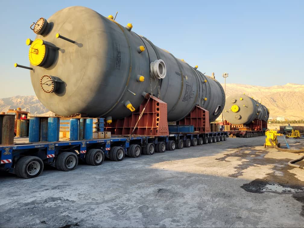 Land Discharge of 2200-ton Cargo of Bushehr Petrochemical Reactors Without Using Crane