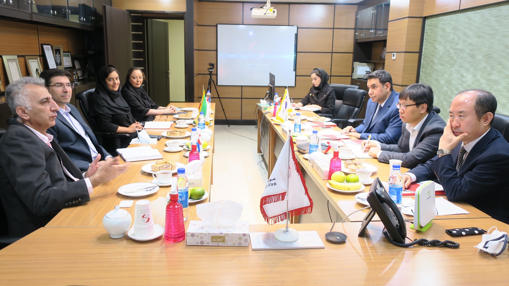Presence of South Korea Ambassador in Monenco Iran